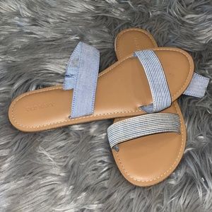 Old Navy Chambray Blue White Striped Double Strap Sandal Slides Size 10